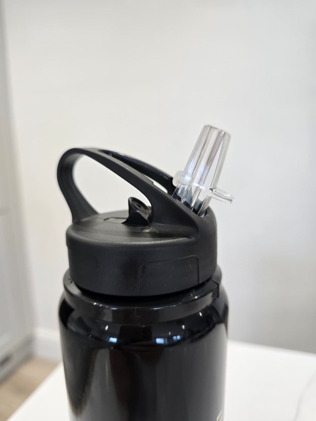 iDFITNESS Fitz 800 ml RCS Recycled Stainless Steel Water Bottle – Solid Black